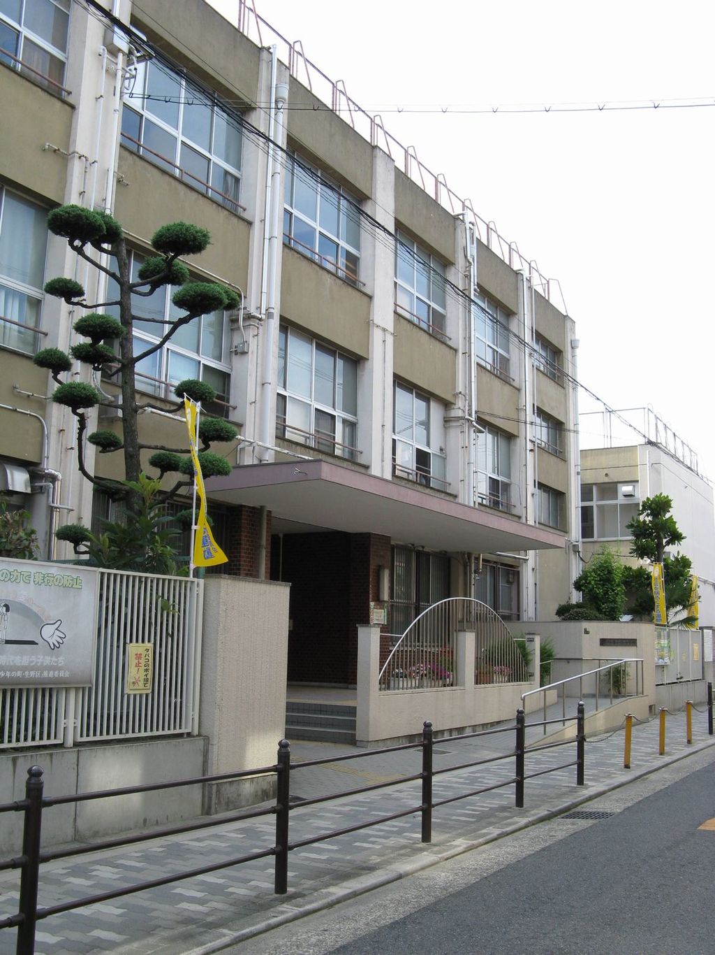 大阪市立東小路小学校