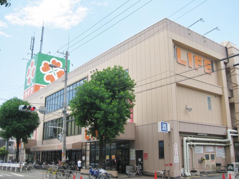 ライフ泉尾店