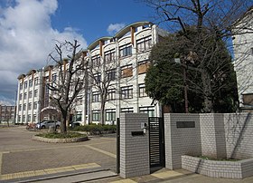 大阪市立義務教育学校生野未来学園