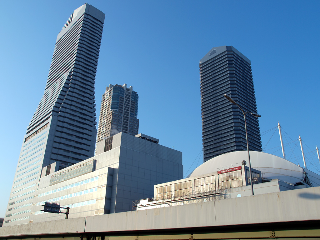 大阪ベイタワー