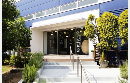 コンフォートQ十三ショップ