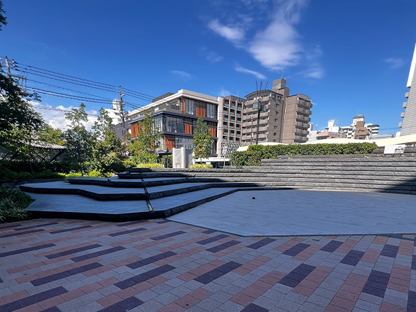 出屋敷駅北緑地